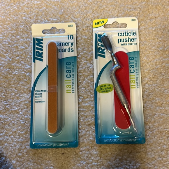 10 emery boards and cuticle pusher - Picture 2 of 3